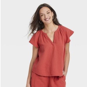 NWT 100% Cotton Lightweight Flutter Sleeve Blouse